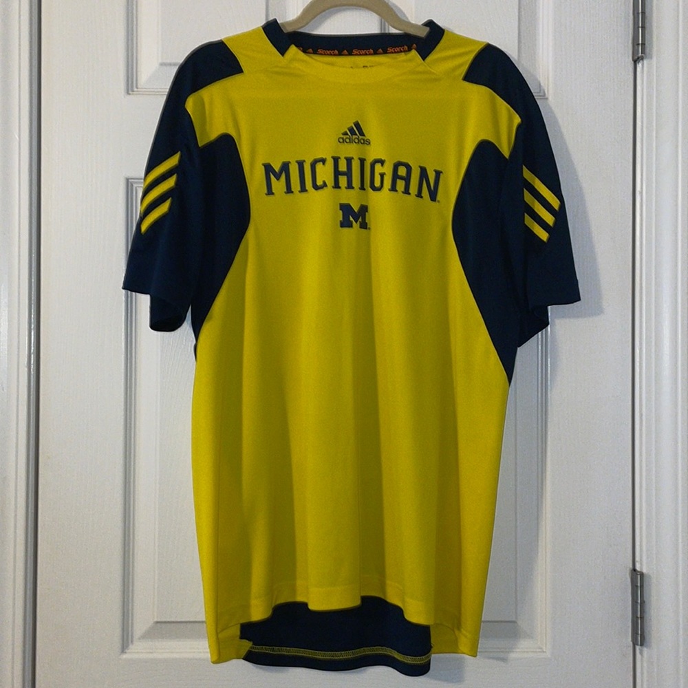 Adidas Michigan Wolverines shirt, size L